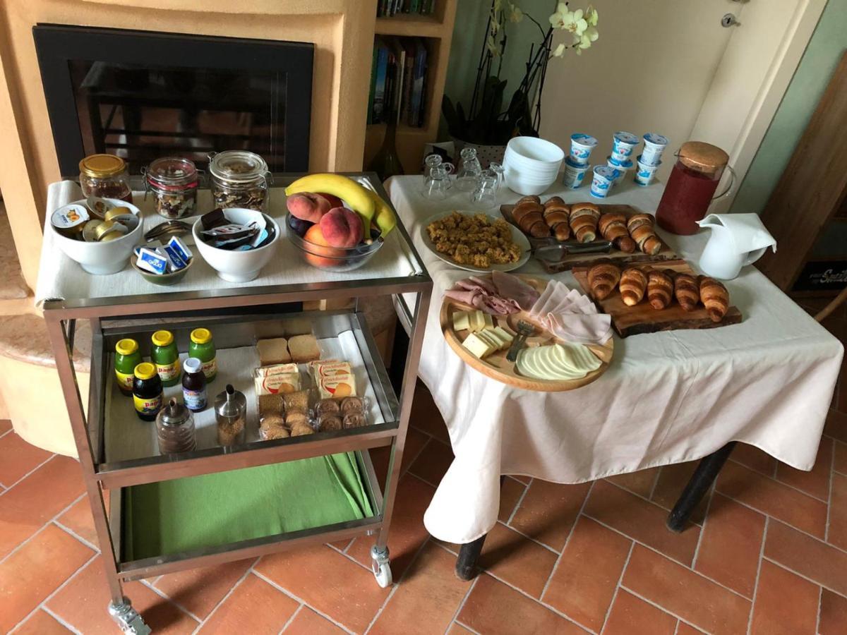 B&B Casa Campagnari Roverbella Bagian luar foto