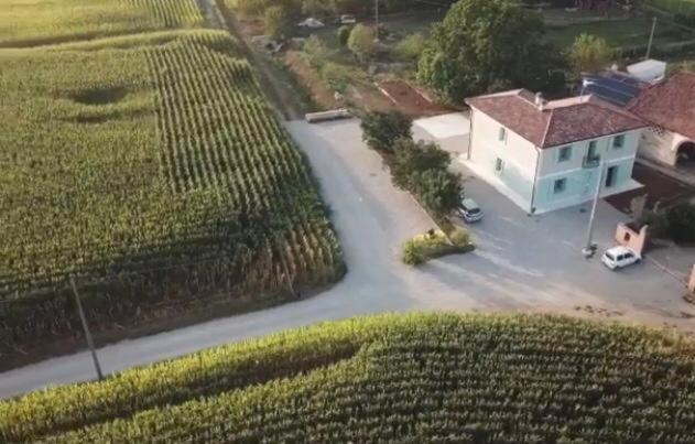 B&B Casa Campagnari Roverbella Bagian luar foto